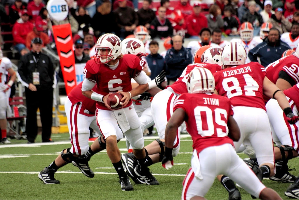 Texas vs Ohio State Season Opener: Betting Line Tightens as Buckeye Spirit Roars 1 It's like Christmas,' The Buckeye spirit is alive in Columbus before the season opener